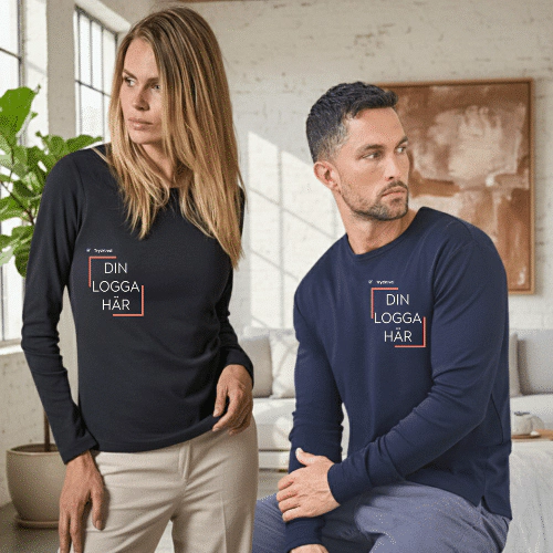 Man och kvinna med Sweatshirts med eget tryck eller brodyr